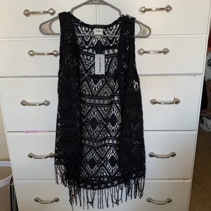Daytrip black crochet flower vest